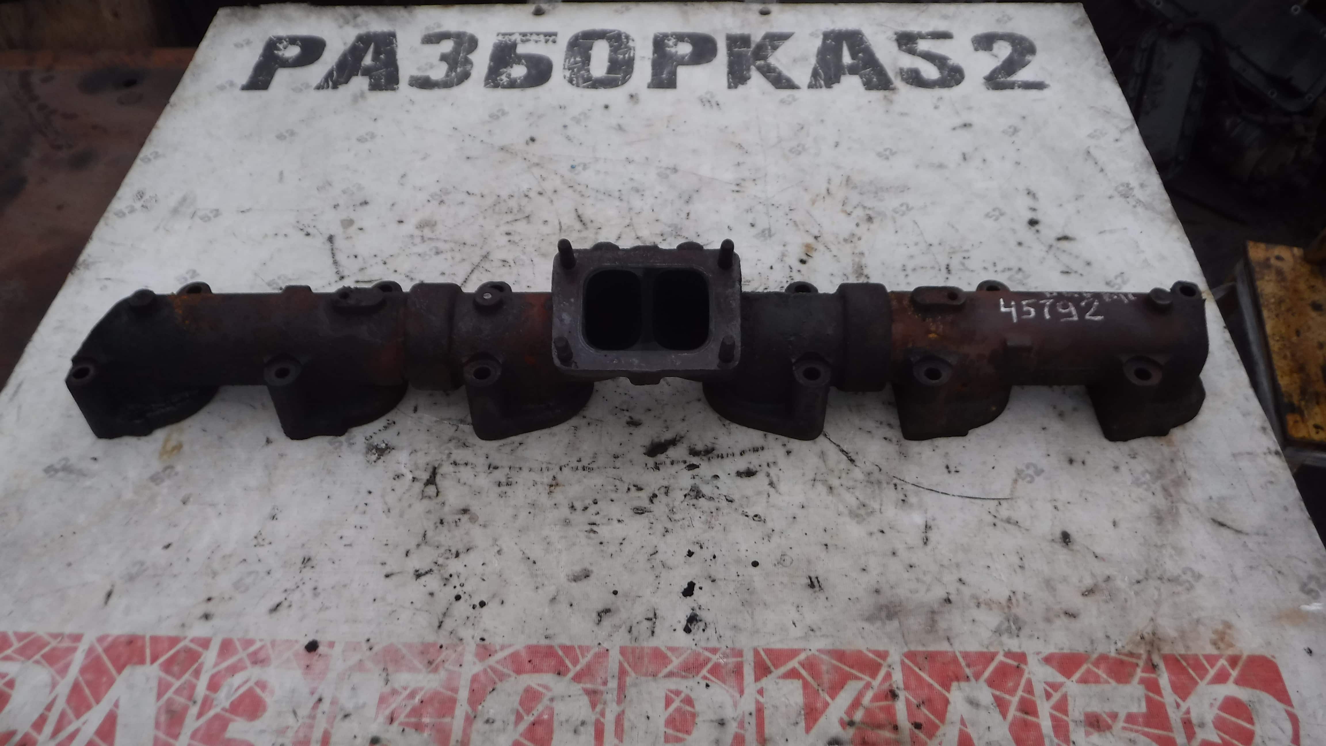 Коллектор выпускной  1395190 8204628SX Daf 95 ATI 1995